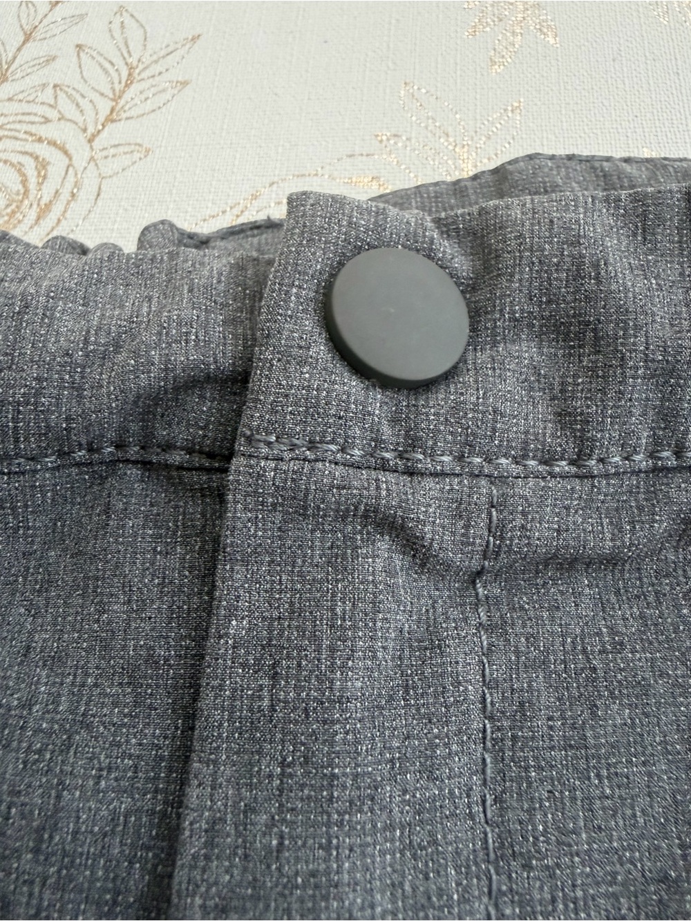 All in Motion Boys Medium Heather Gray Performance Golf / Active Shorts - Picture 4 of 7